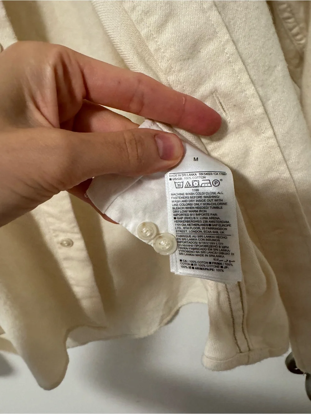 Banana Republic Cream Button-Down Long Sleeve Shirt